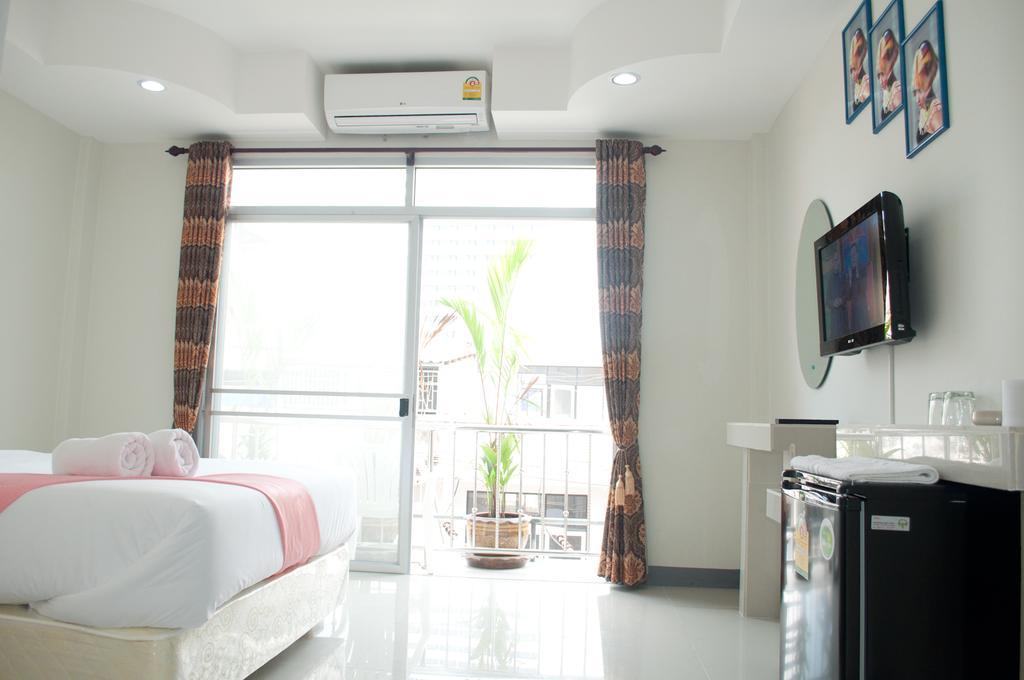 Sabai Sabai House Pattaya Motel Стая снимка